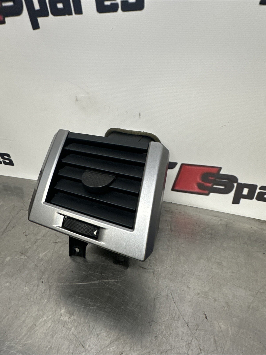 Range Rover L320 Air Vent Dashboard BD500190XXX SPORT 2.7 2007