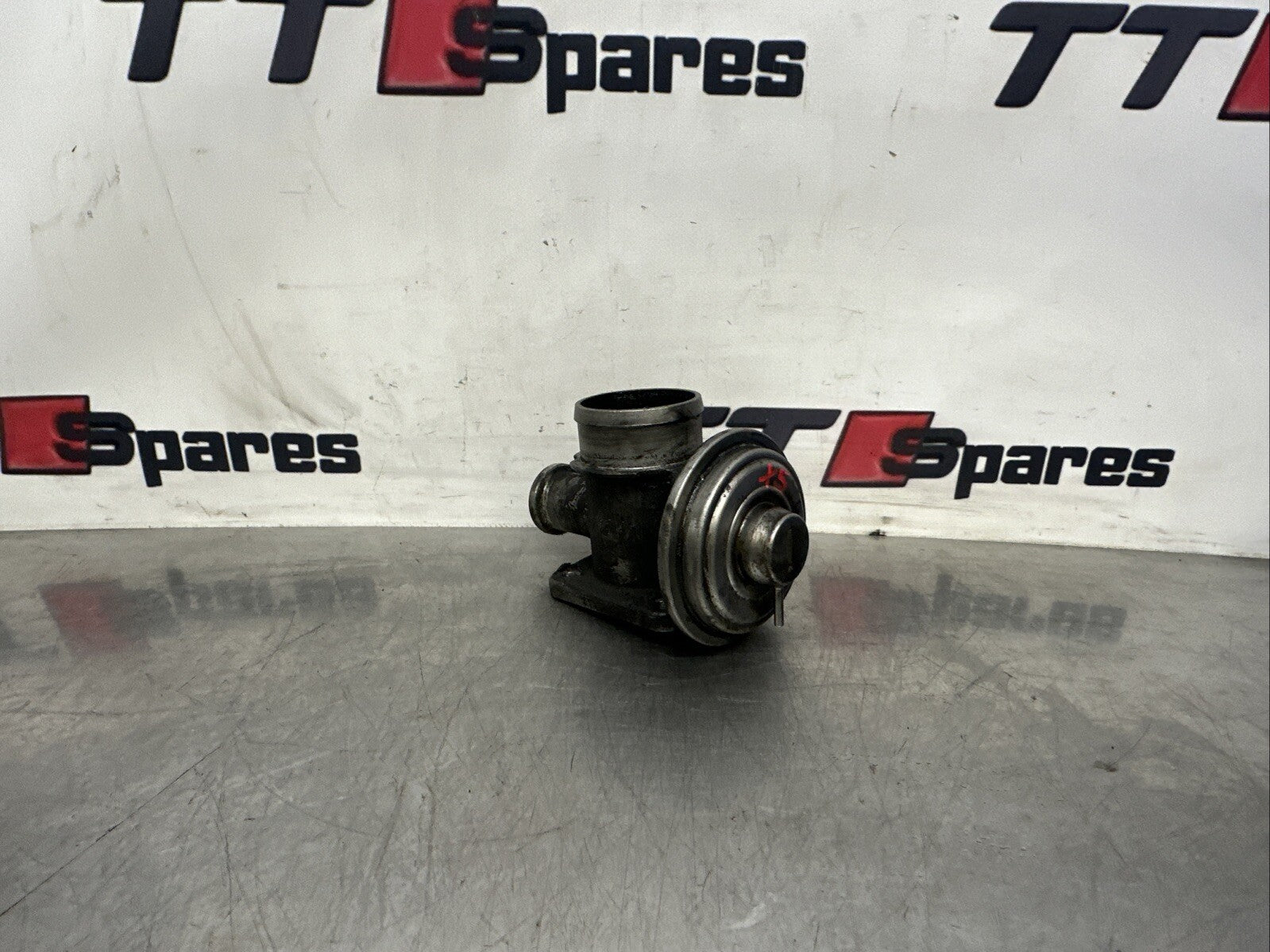 BMW X5 2002 EGR VALVE 778545204