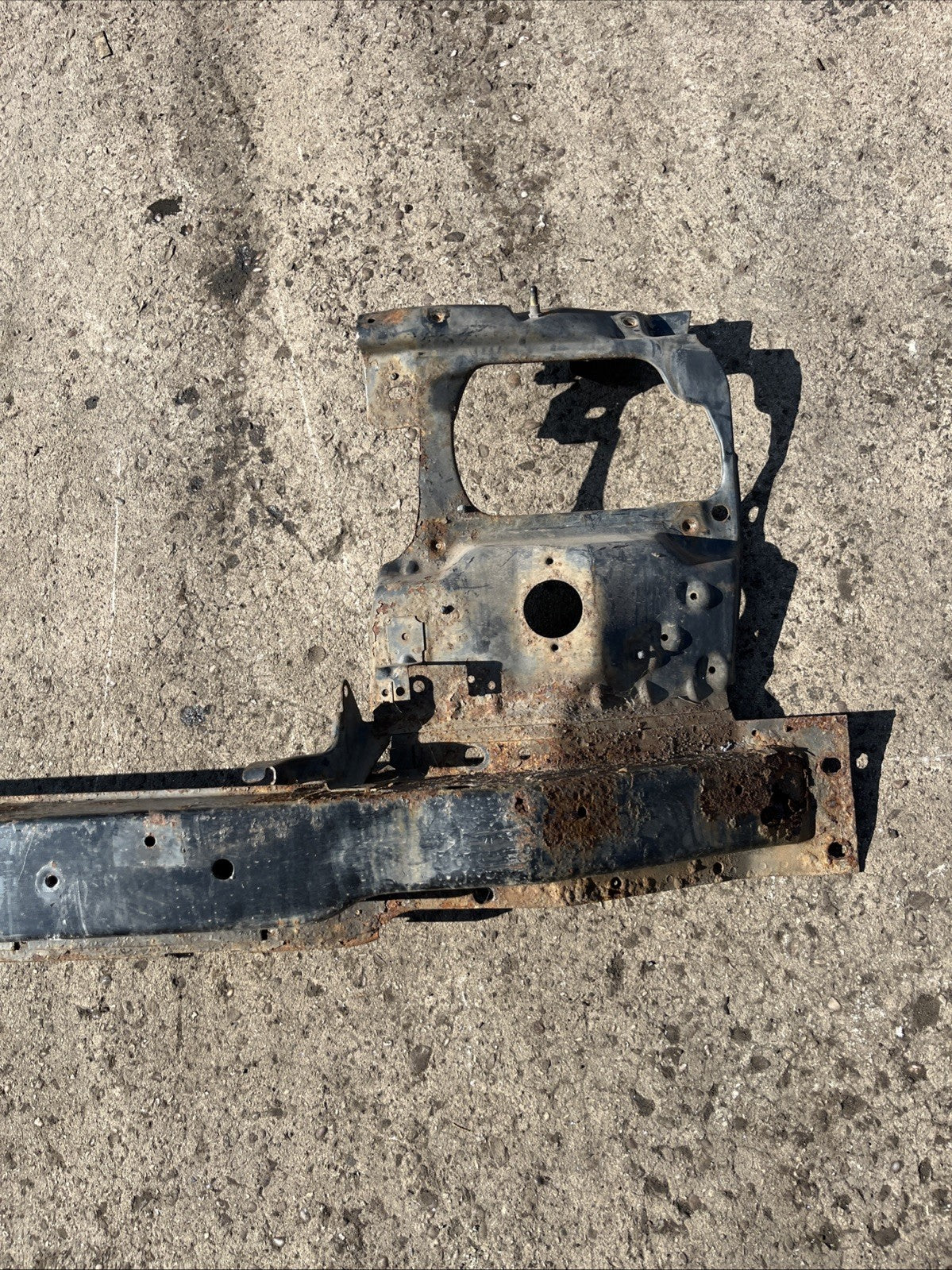 VW T4 TRANSPORTER 2001 1.9 TD FRONT PANEL CRASH BAR HEADLIGHT FRAME
