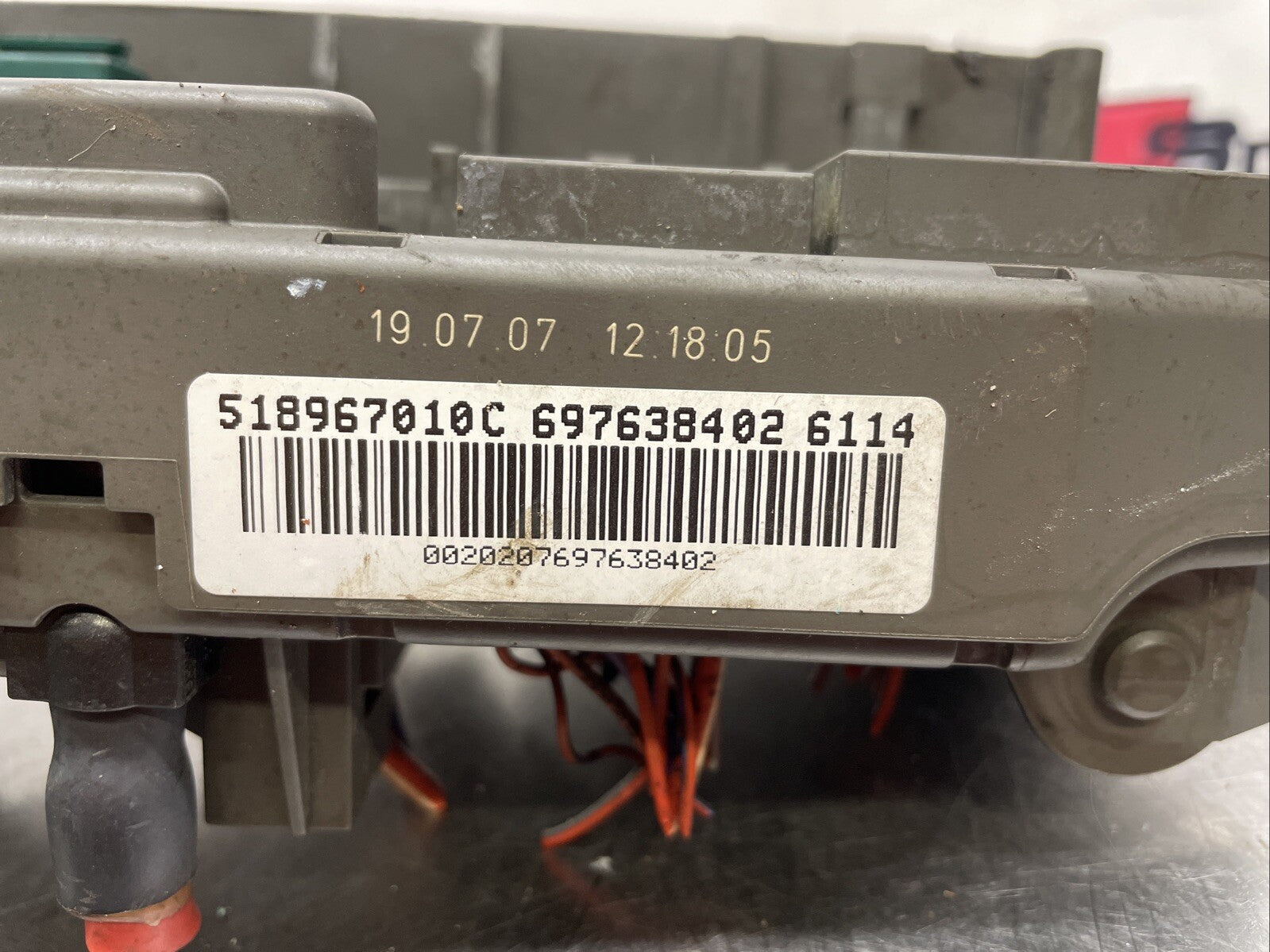 518967010C 697638402 Fuse box  for BMW X5 UK1730634-10