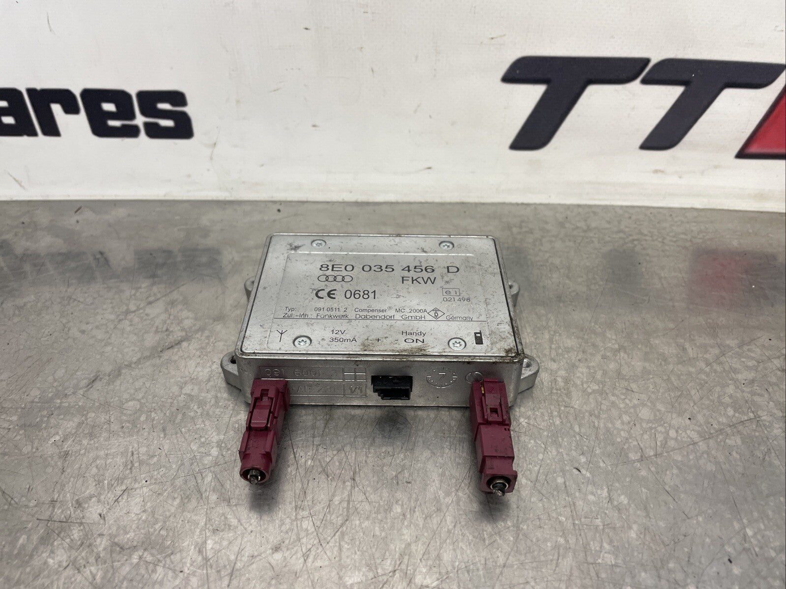8E0035456D AUDI TT HANDSFREE TELEPHONE AMPLIFIER MODULE  MK2 2007 - 2011