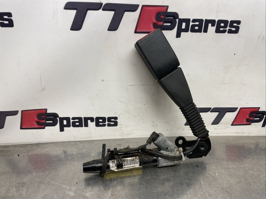 BMW X5 E70 2008 Front seat belt buckle 305537010 EPG30300
