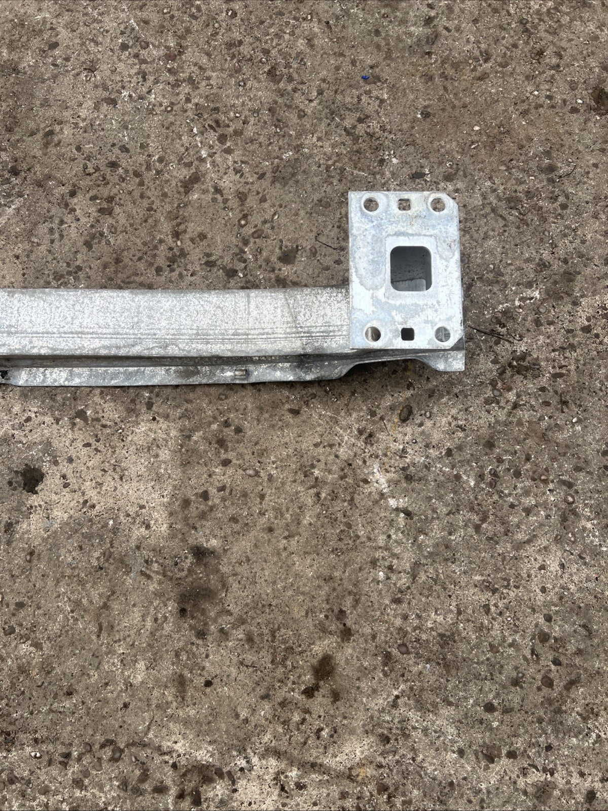 Audi TT 8J Mk2 Front Bumper Beam Reinforcement Crash Bar Support 8J0807109