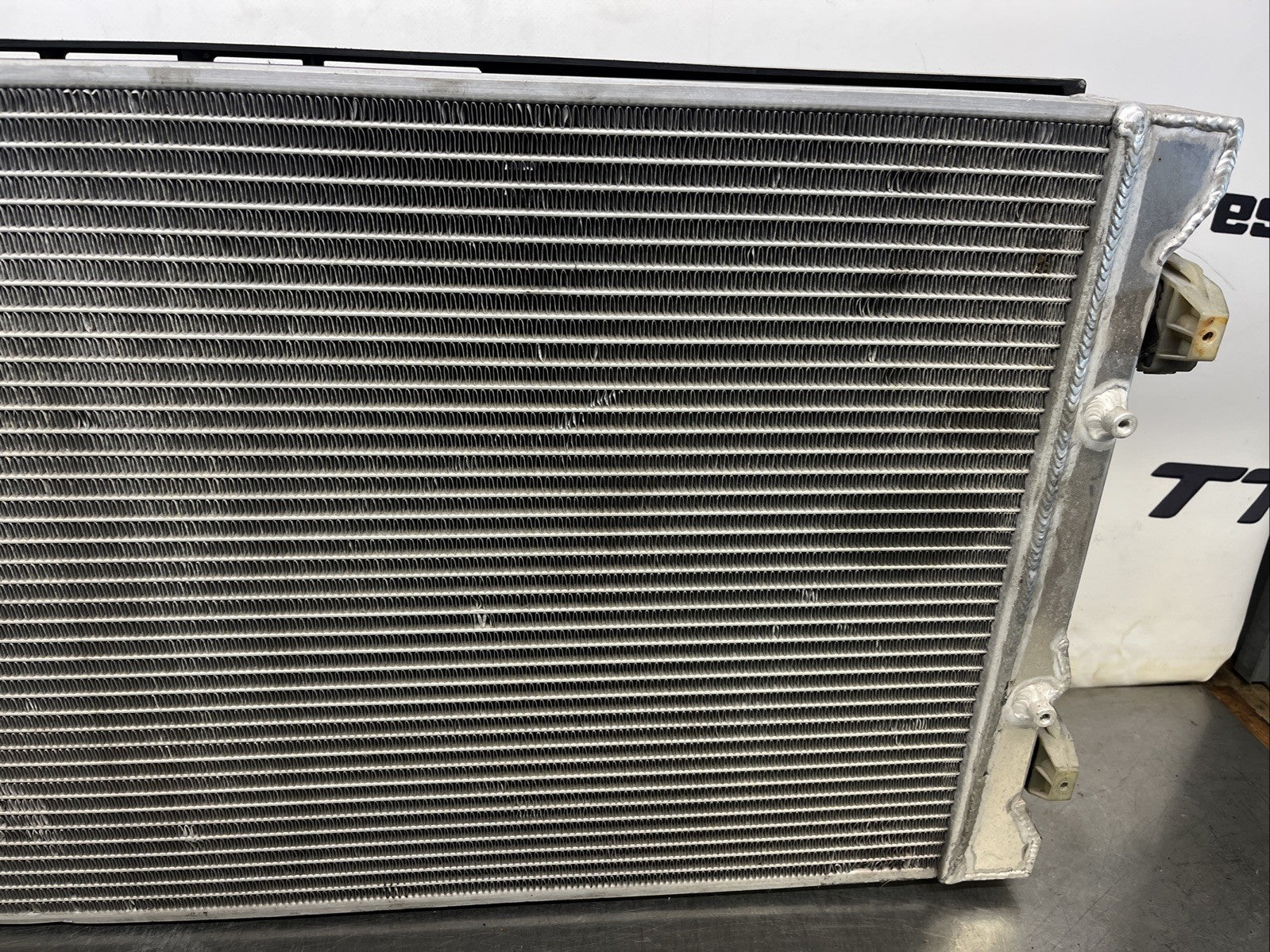 42mm ALUMINIUM ALLOY SPORT RADIATOR RAD FOR AUDI A3 8L S3 TT 1.8T QUATTRO 225BHP