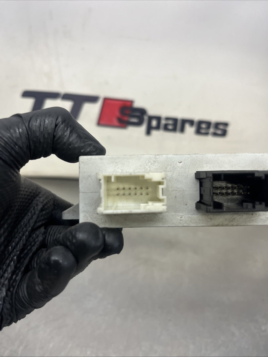 Range Rover L322 PDC Parking Distance Control Module ECU YWC000930