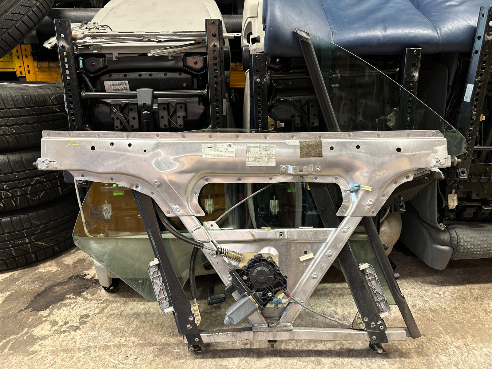 AUDI TT MK1 WINDOW/DOOR MECHANISM PASSENGER ROADSTER Read description