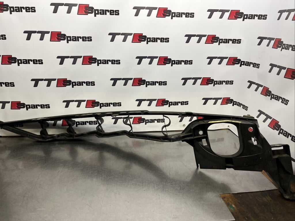 BMW X5 Diesel E70 Front Passenger Side Wing Support Bracket 7157989