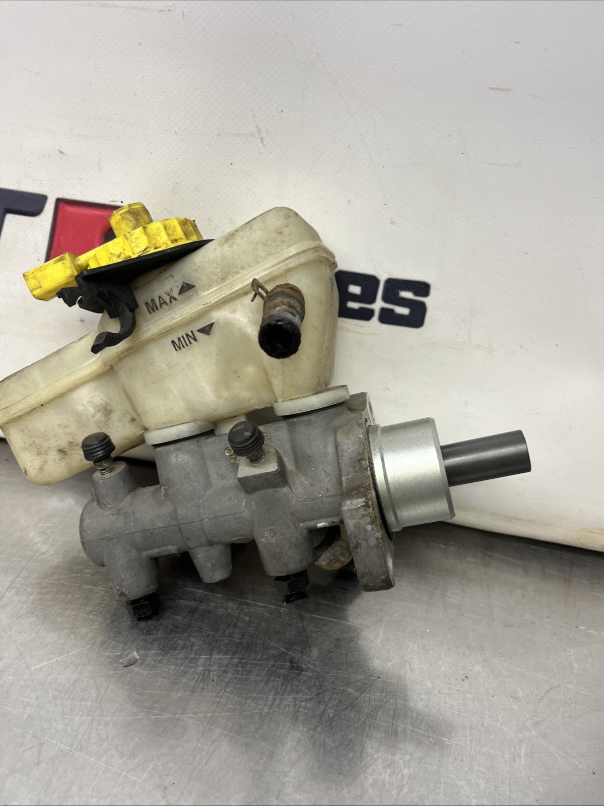 AUDI TT MK1 Brake Master Cylinder and Reservoir Tank 0204221731