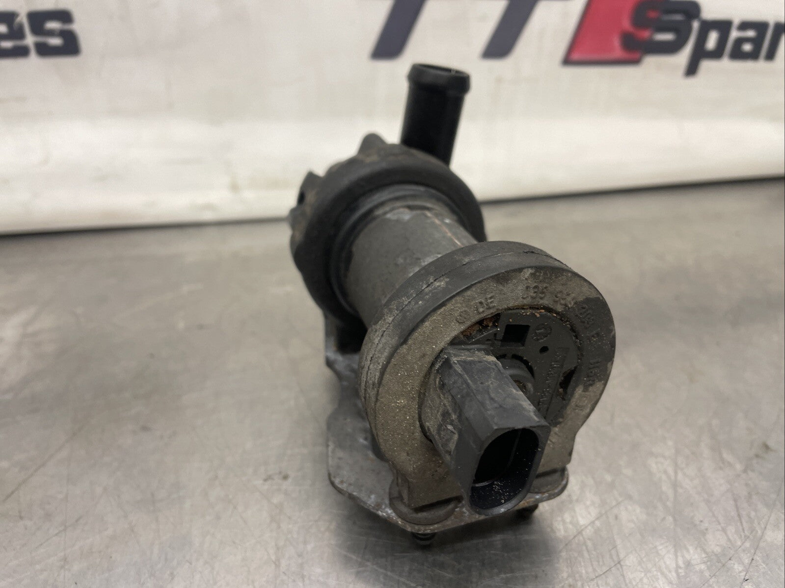 VW Volkswagen Seat Audi Additional Coolant Water Pump 3D0965561D 0392020073