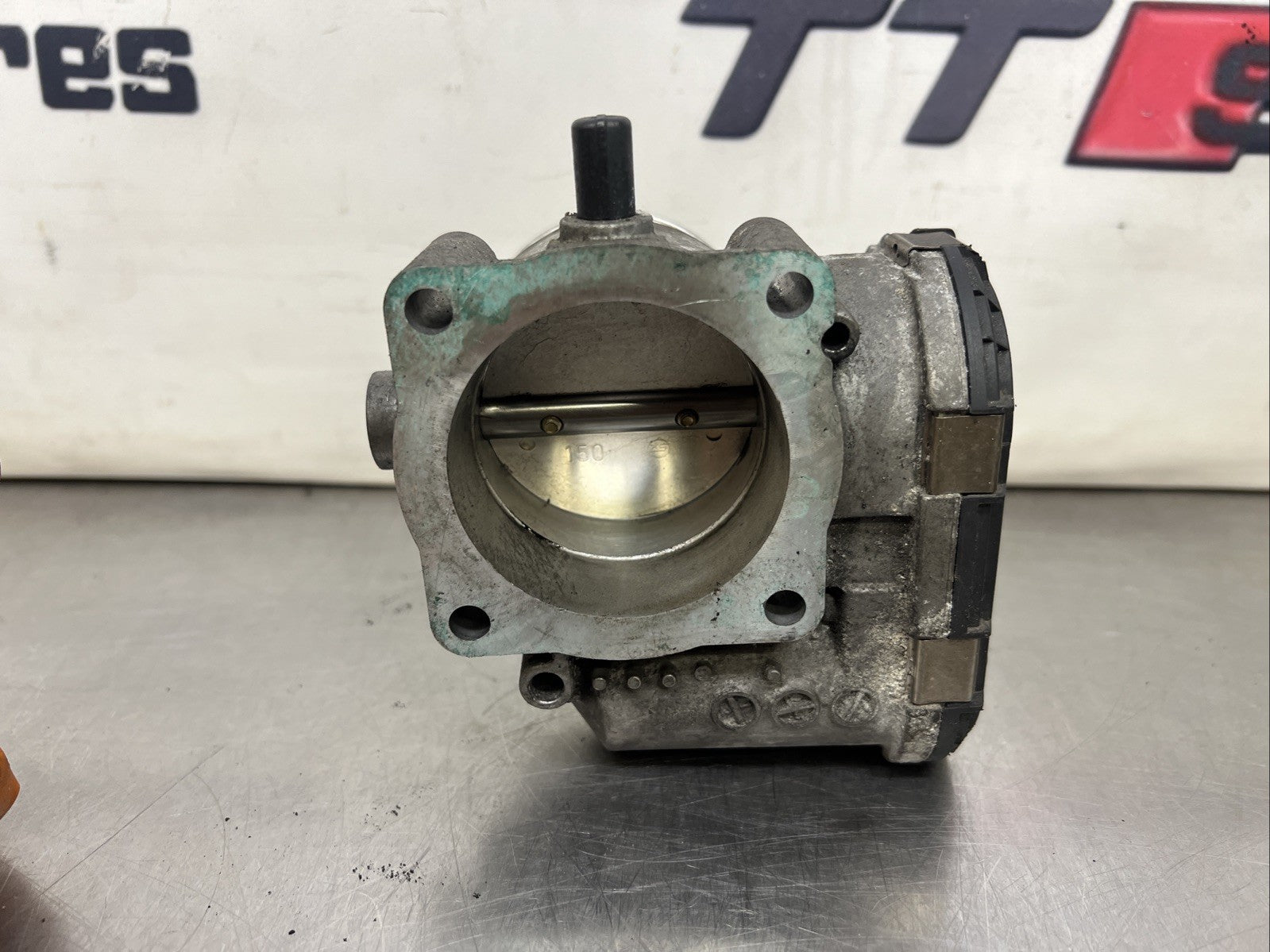 Audi TT Mk1 8N - 180 / 225 - Throttle Body 06A133062C - Used 