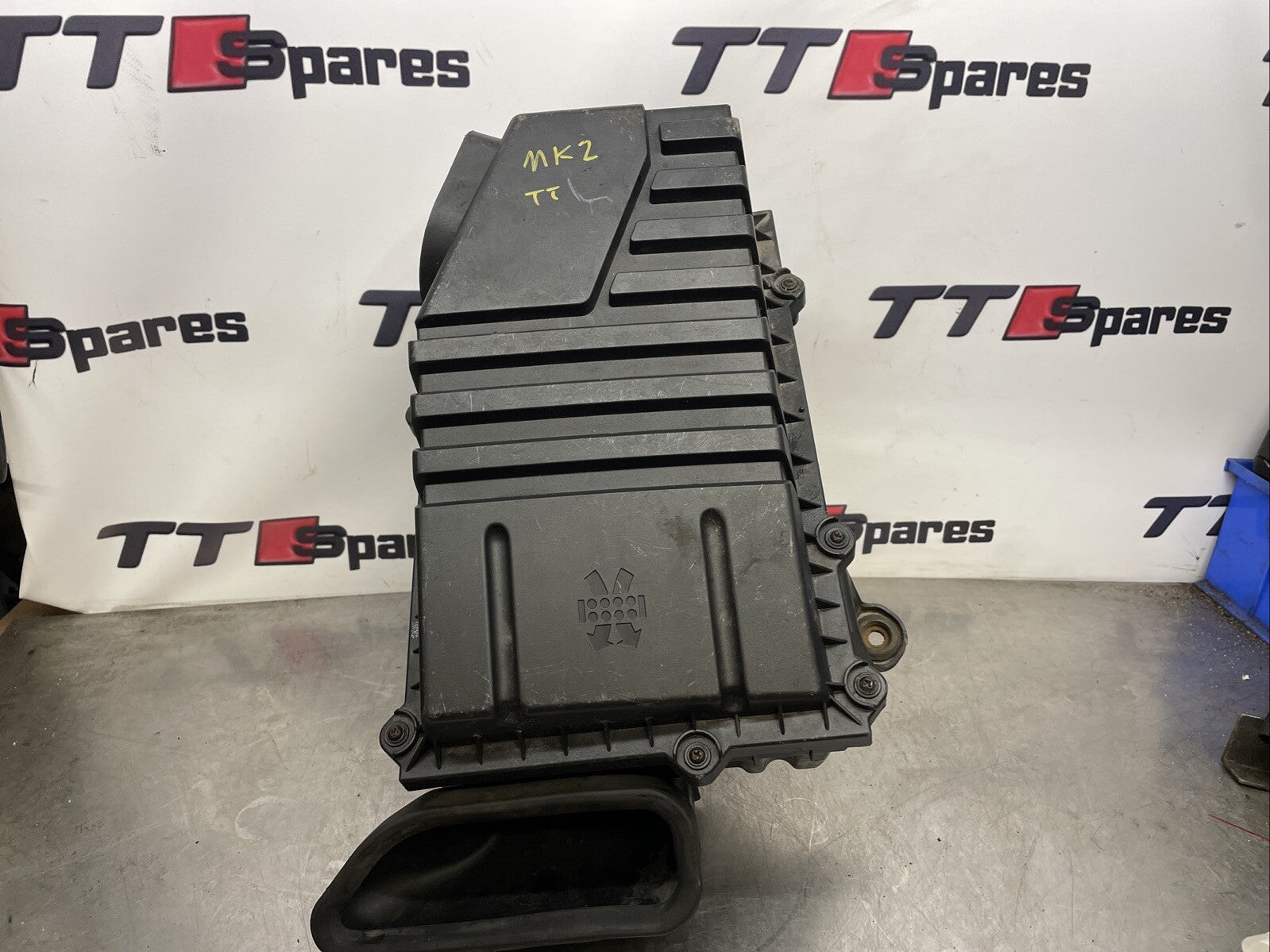 AUDI TT MK2 AIR FILTER BOX HOUSING V6 A3 8P GOLF MK5 R32 8J 06-14