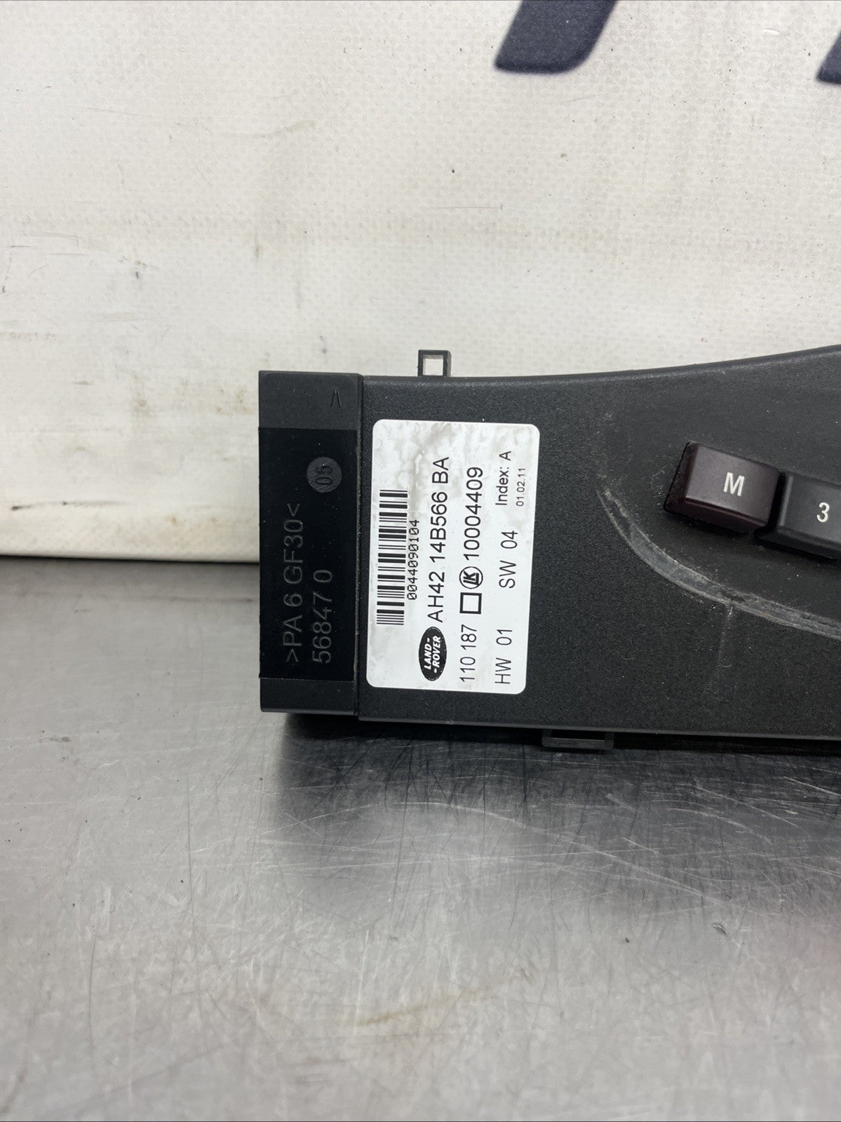 2011 RANGE ROVER L322 DRIVERS SEAT SWITCH PACK. AH4214B566BA
