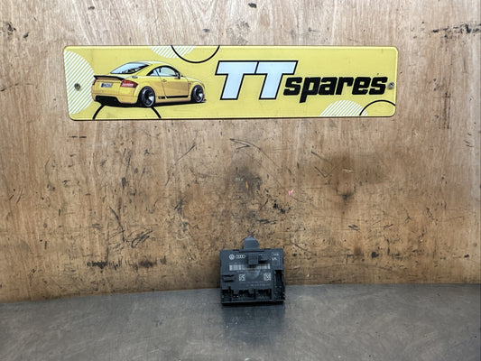 Audi A5 S LINE 2.0 TDI  Front Left Door Module Control Unit 8T0959792K 2010
