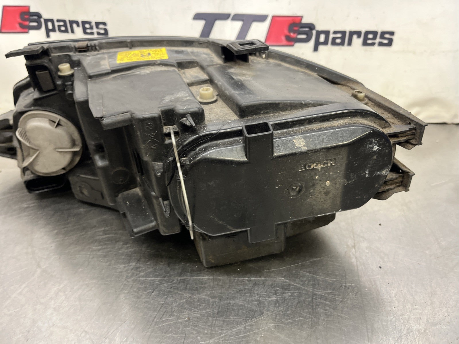 AUDI TT MK1 (1999 > 2007) FRONT RIGHT HEADLIGHT  8N0941004AH