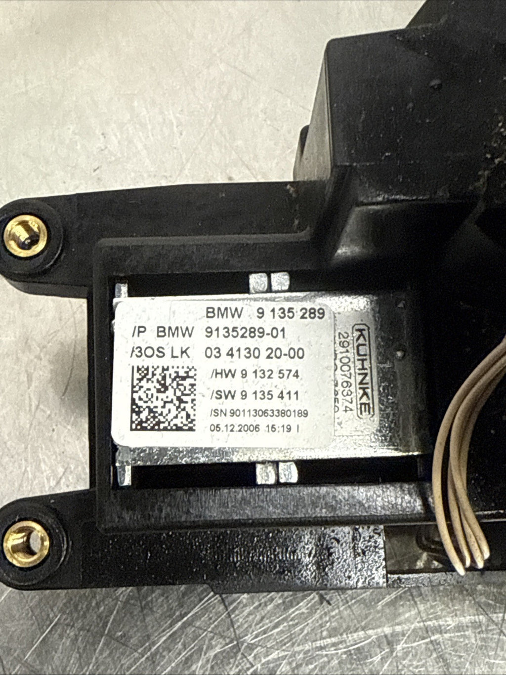OEM BMW X5 E70 X6 E71 AUTOMATIC GEAR SHIFT SELECTOR SWITCH LEVER RHD 9135289-01