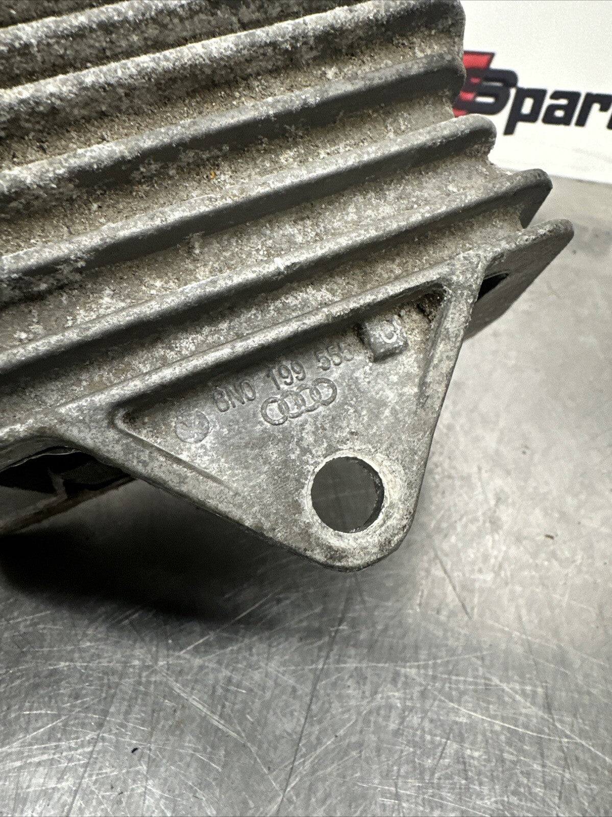 Audi TT 8N Mk1 Left Gearbox Mount 8N0199555C. Good Condition Low Miles