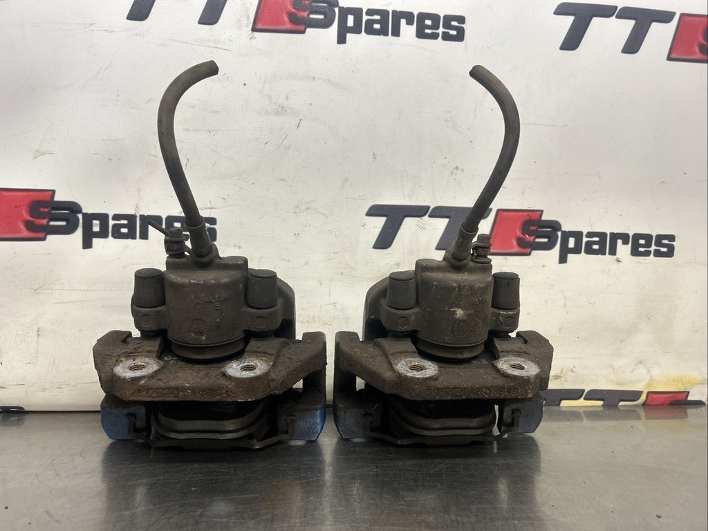 BMW X5 X6 SERIES CALIPERS REAR  44/24 F15 E70 F16 E71 PAIR