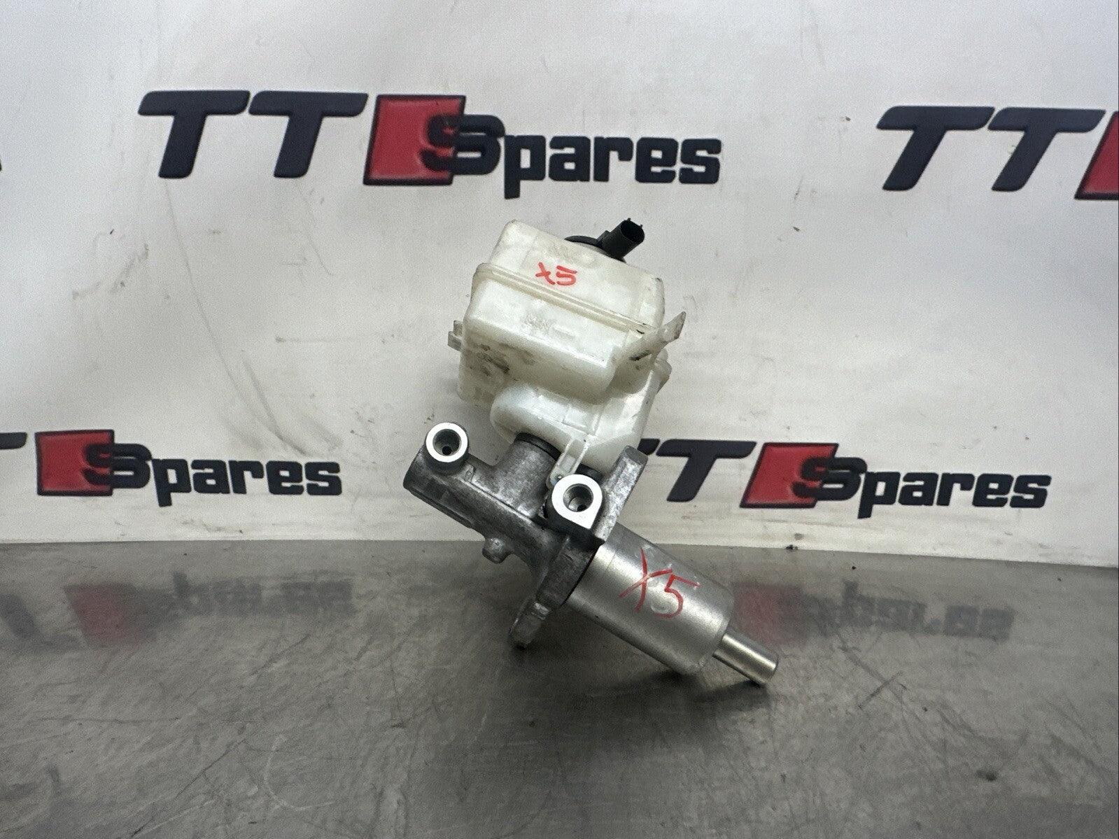 BMW X5 BRAKE MASTER CYLINDER & BOTTLE 3.0 D DIESEL 6771718 E70 2007