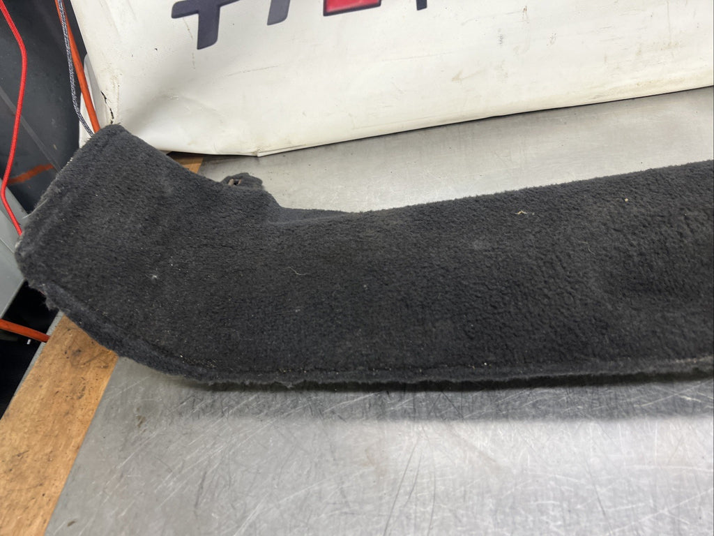 LAND ROVER SPORT SDV6 E5 L320 ESTATE 09-13 TAILGATE INTERIOR LIP PANEL ERL500040