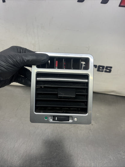 Range Rover L322 Dash Air Vent Driver Side JVE000041