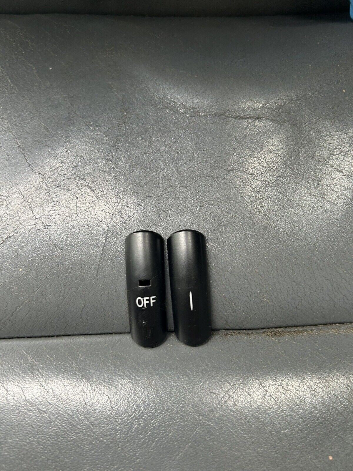 AUDI TT MK1 98-06 A/C AC HEATER CLIMATE CONTROL SWITCH COVER FAN TRIM CLIP KNOB