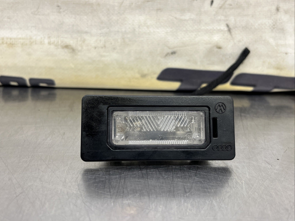 8T0943021 Genuine Audi License Plate Light Right & Left 8T0943021
