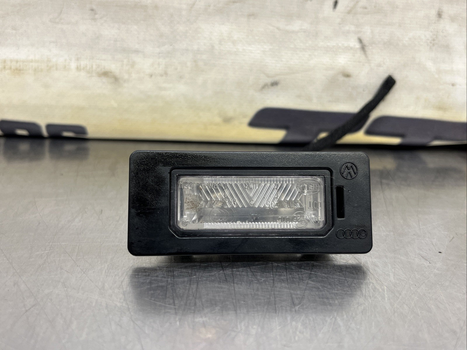 8T0943021 Genuine Audi License Plate Light Right & Left 8T0943021