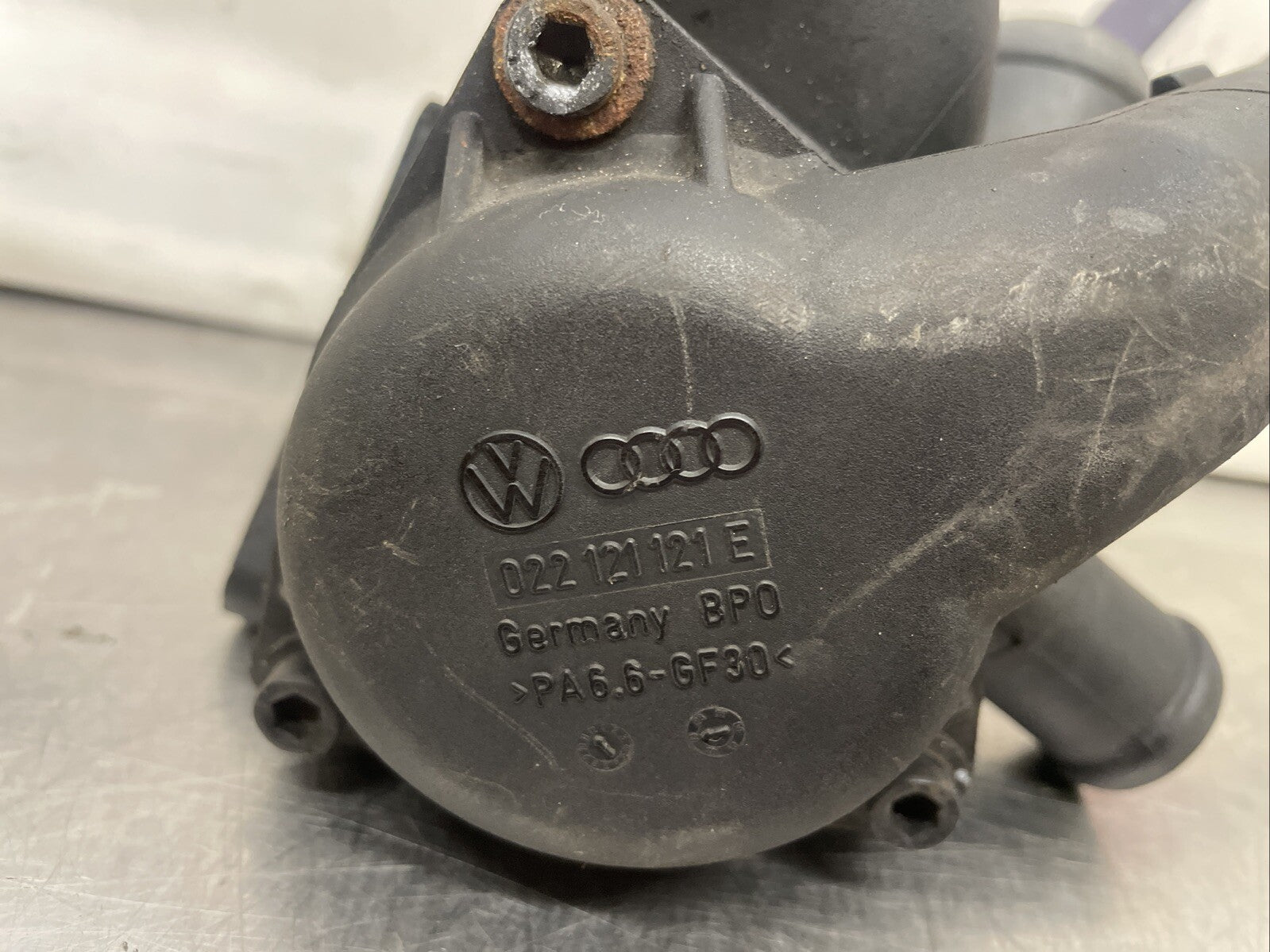VW OEM MK4 Thermostat Housing Golf Bora V5 V6 R32 TT 3.2 - 022121117C -ALL PARTS