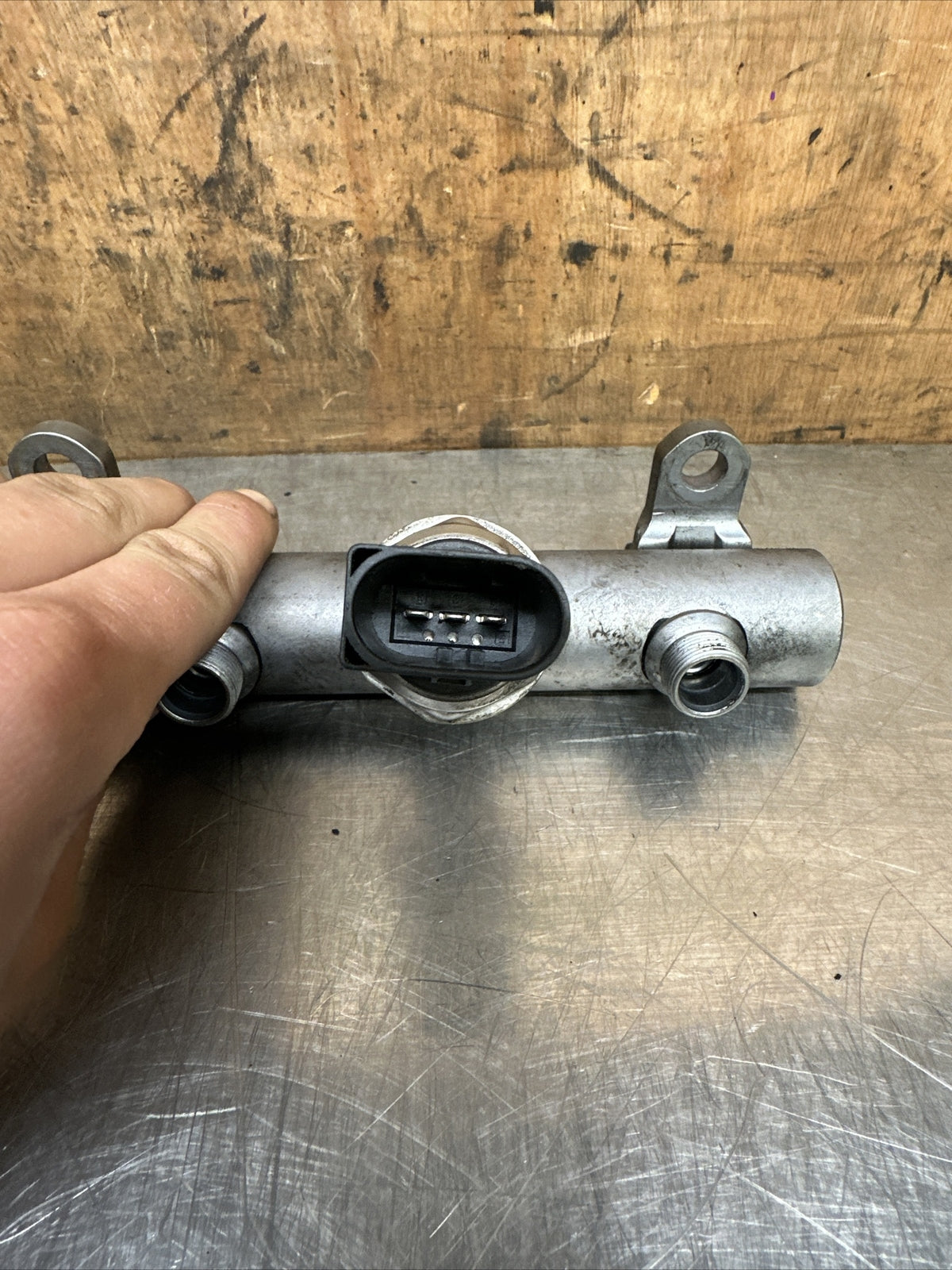 059130089AB VOLKSWAGEN TOUAREG Mk1 (7L) Fuel Injection Rail 3.0 TDI BKS