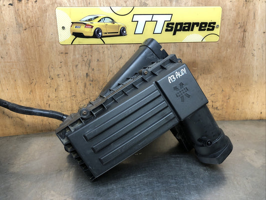 AUDI A3 8P MK2 AIR FILTER HOUSING BOX 4615185968 / 3C0129607