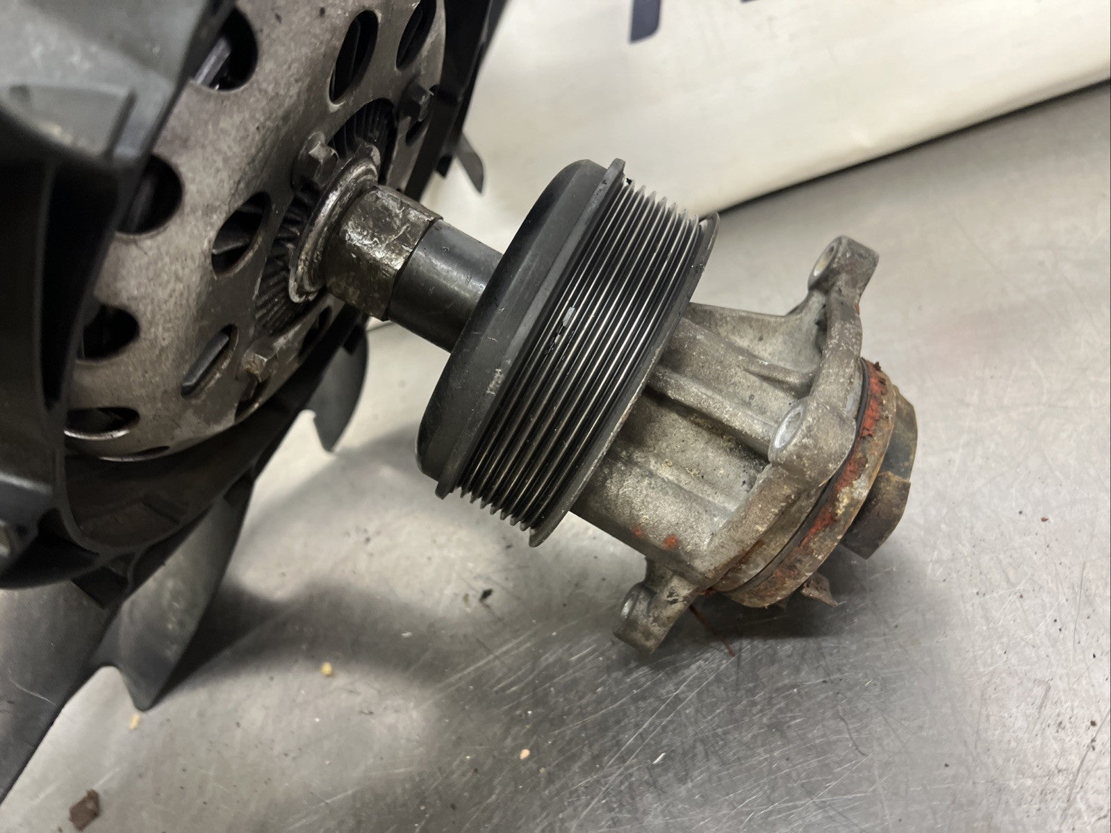 Discovery 3 Viscous Fan and Coupling 5H22-8600-JB 2.7 TDV6 Land Rover