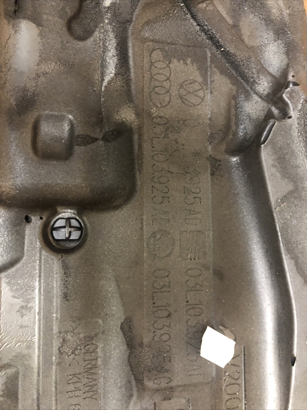 2009-2012 AUDI A3 2.0TDI  PLASTIC ENGINE COVER 