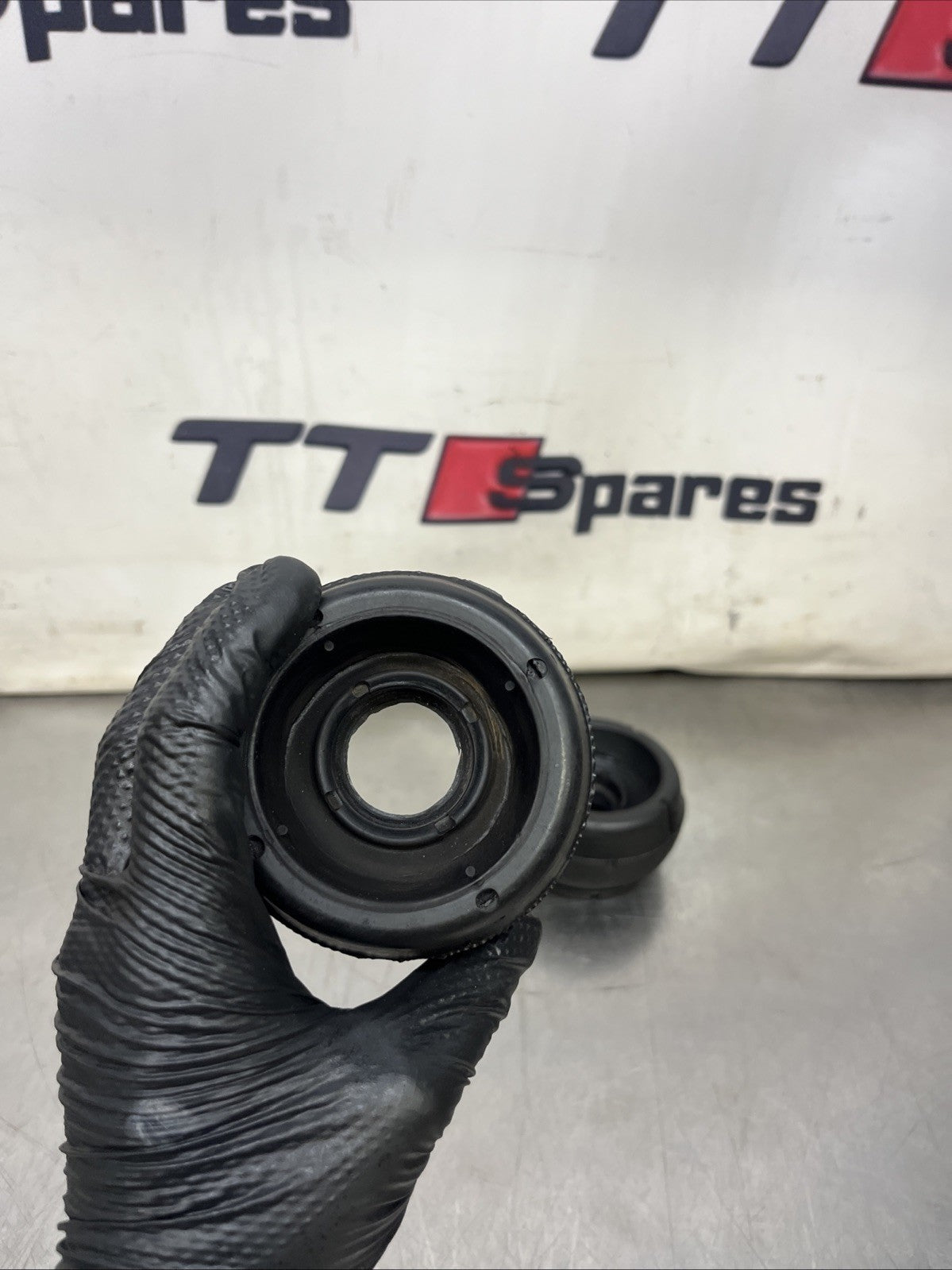 Front Suspension Strut Top Mount Bushes for Audi TT MK1 8N 1999-2006