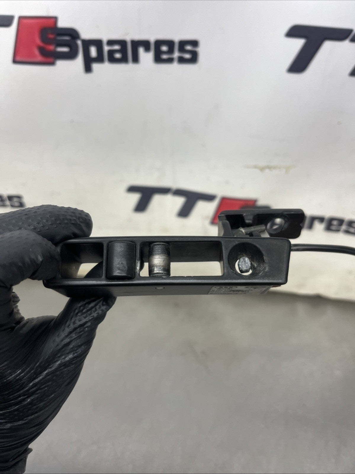 Audi TT 8N Mk1 Roadster OS Right Hood Closure Latch 8N7871444
