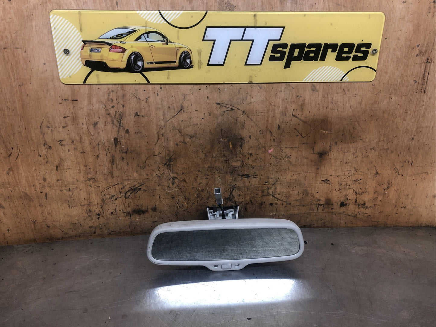 Audi A3 A6 S6 C6 4F 2006 Rear view mirror (interior) 3500116 ALM38718