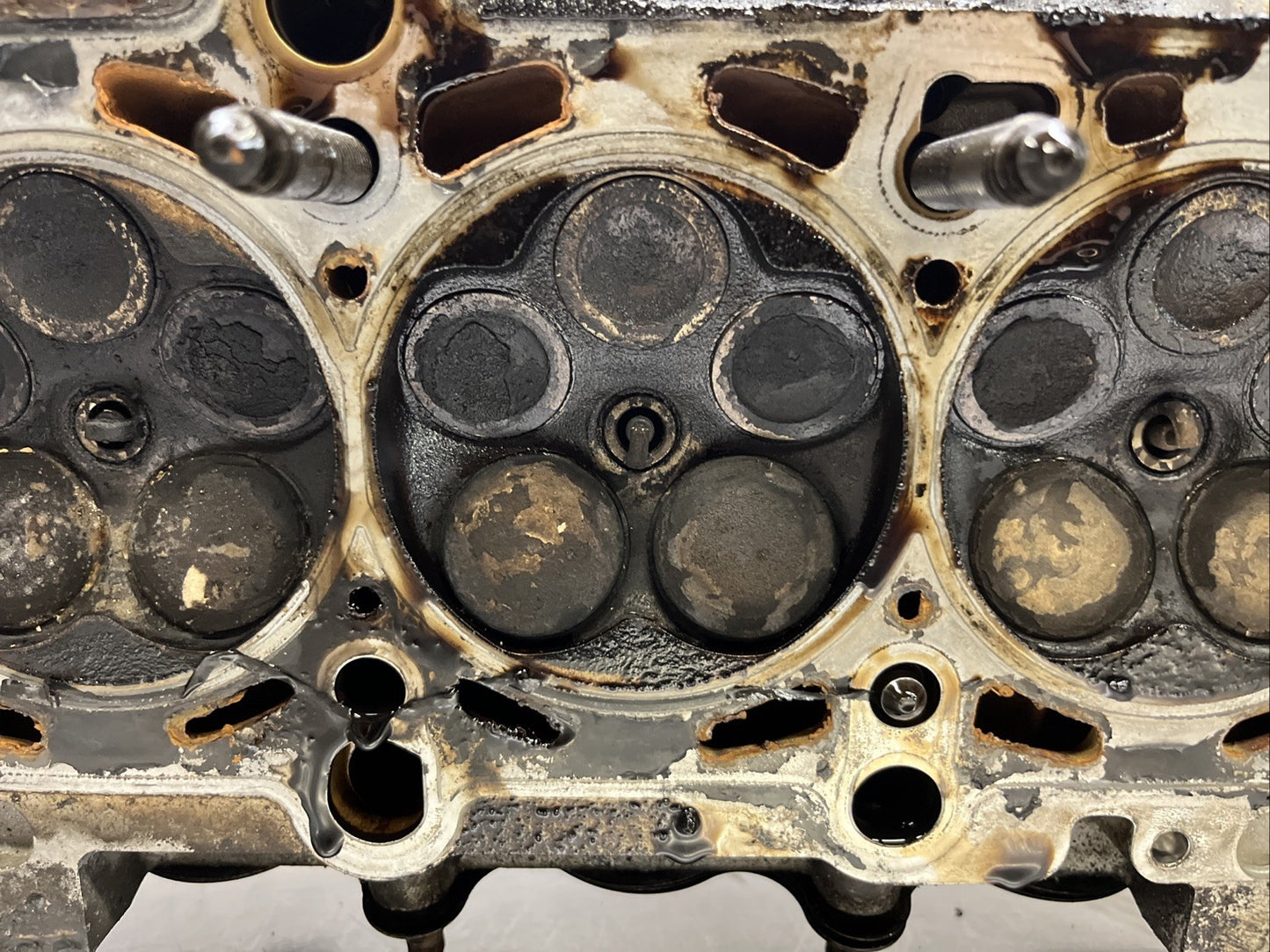 AUDI TT 1.8T BAM Engine Cylinder Head - Inc Camshafts valves etc