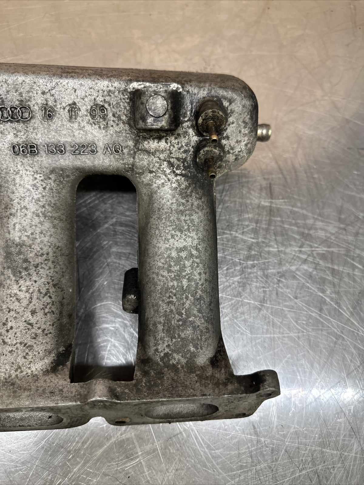 Volkswagen Audi 00-05 1.8 20V AJQ Intake Inlet Manifold 06A133223 06A133223AQ