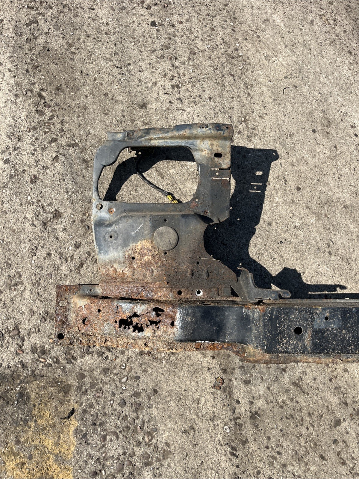 VW T4 TRANSPORTER 2001 1.9 TD FRONT PANEL CRASH BAR HEADLIGHT FRAME