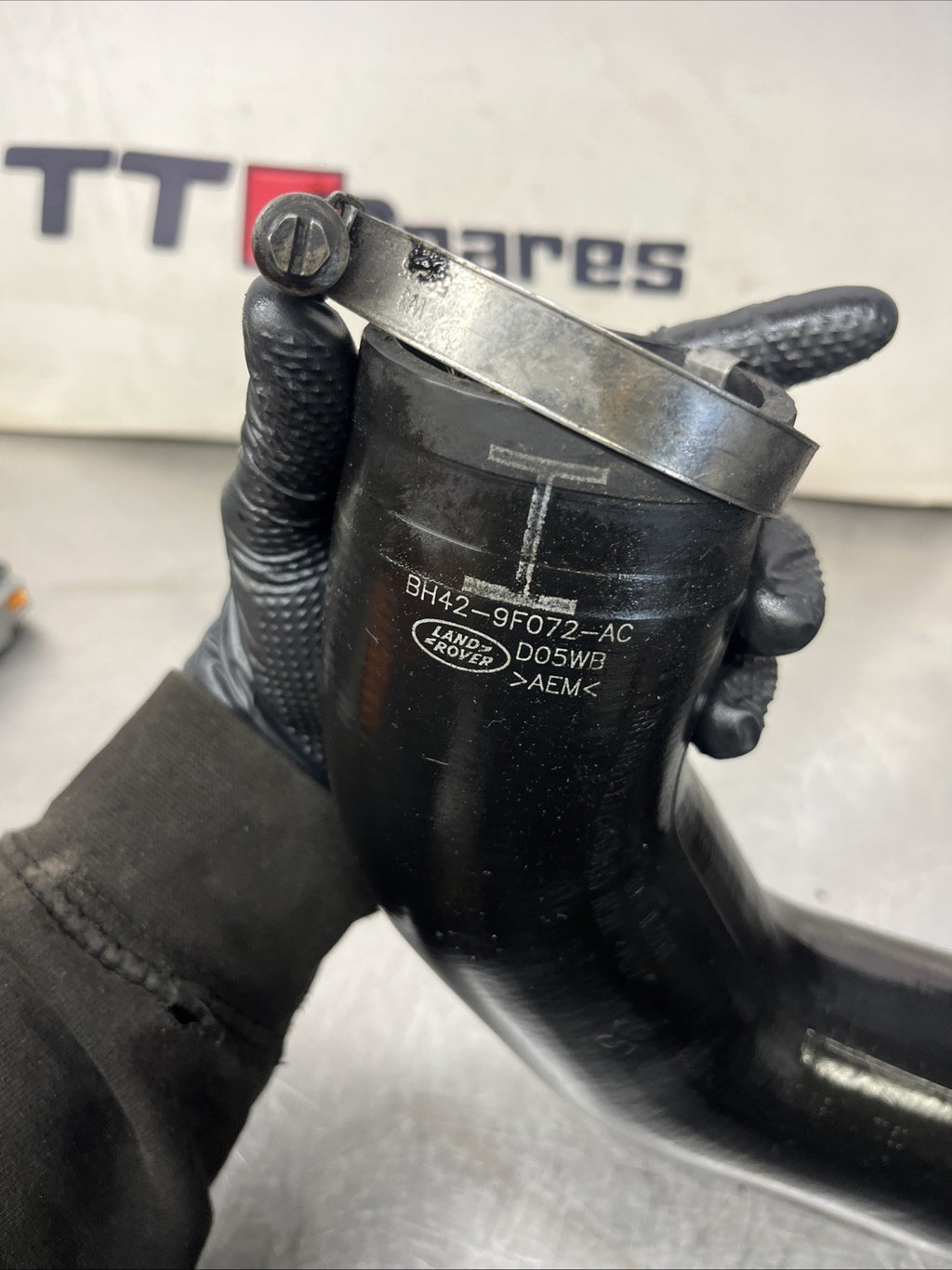BH42-9F072-AC RANGE ROVER VOGUE L322 AIR INTAKE HOSE PIPE LINE 