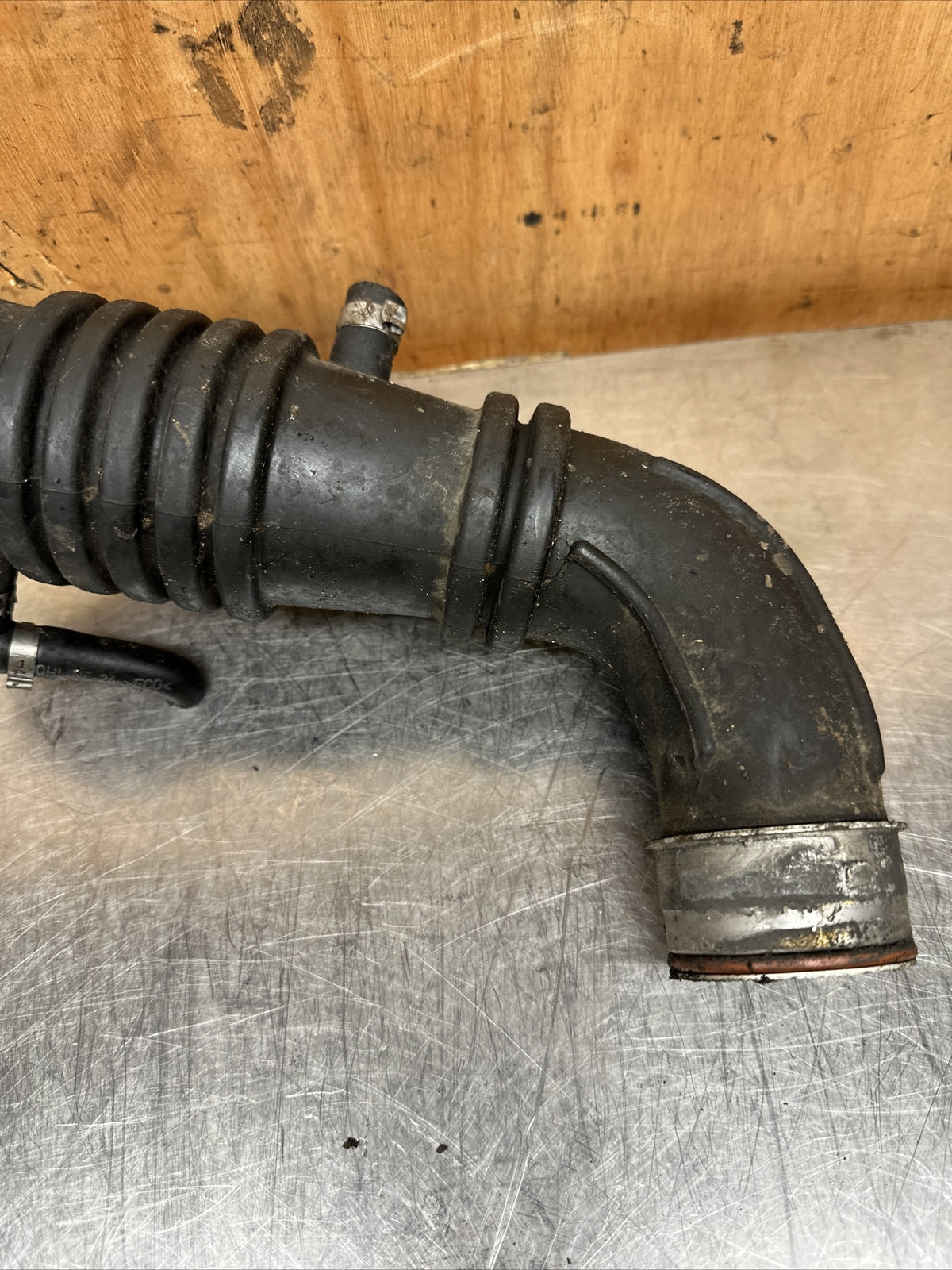 AUDI TT MK1 8N TURBO INTAKE BOOST PIPE 06A133356H 180 QUATTRO