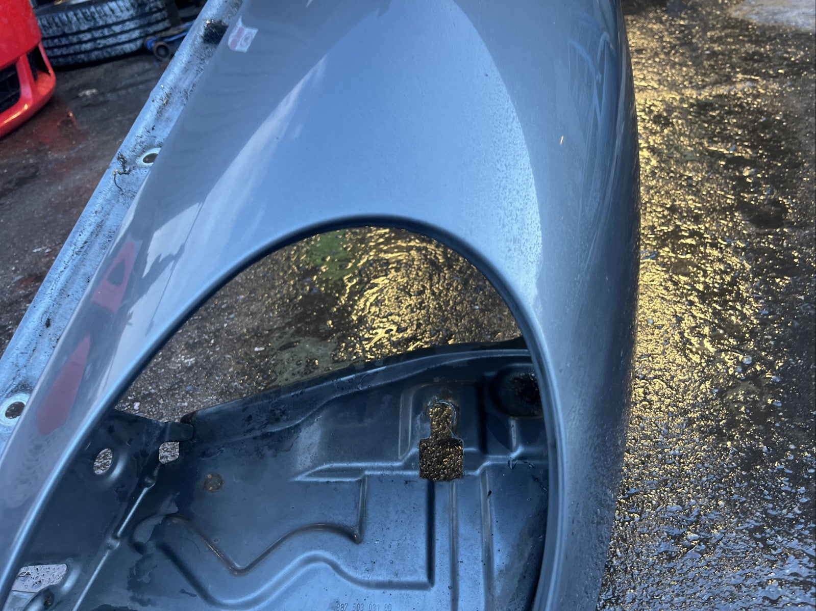 PORSCHE BOXSTER 2005 987 passenger side near Wing good condition