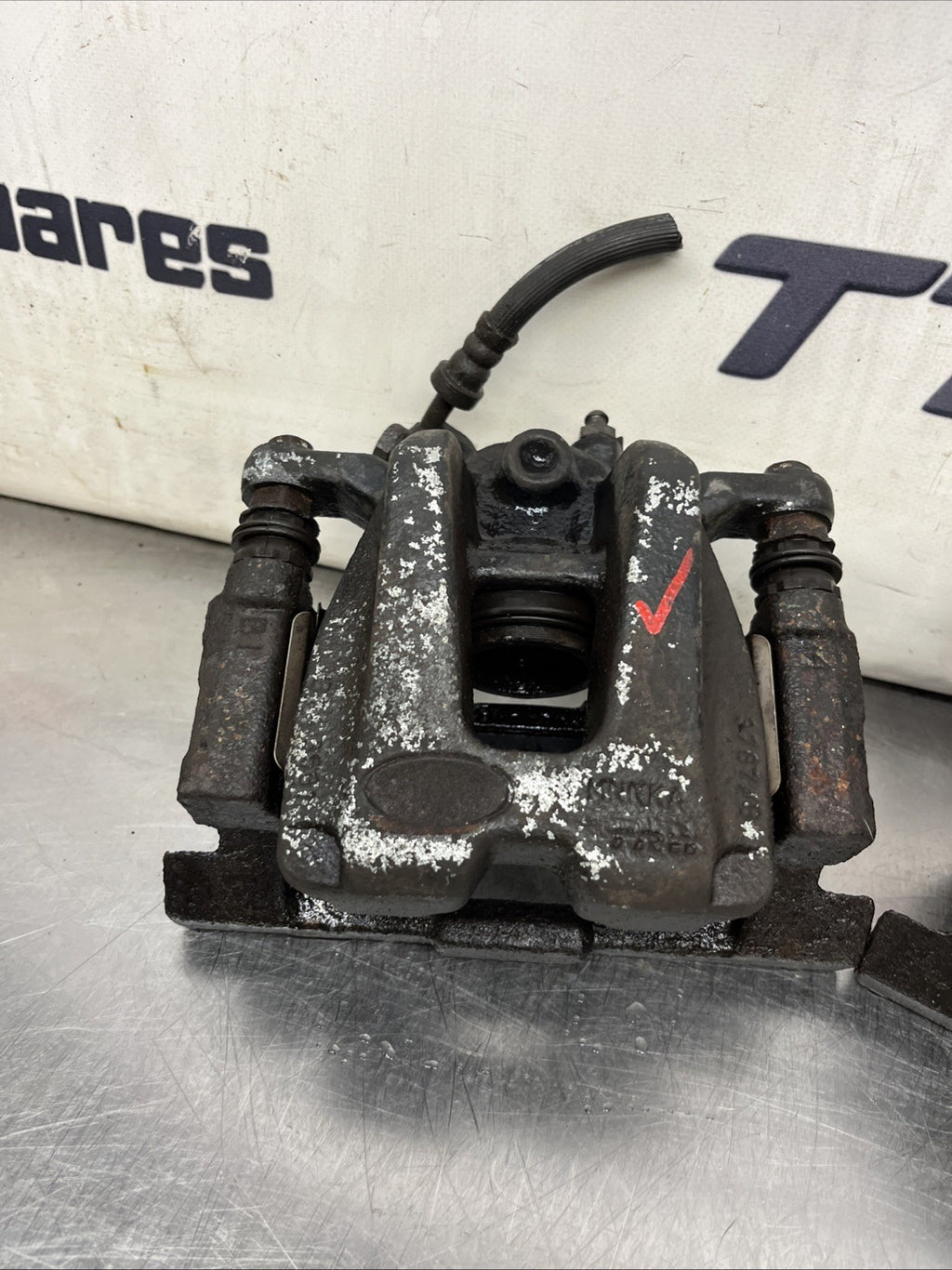 RANGE ROVER L322 4.4 TDV8 REAR BRAKE CALIPERS 2011