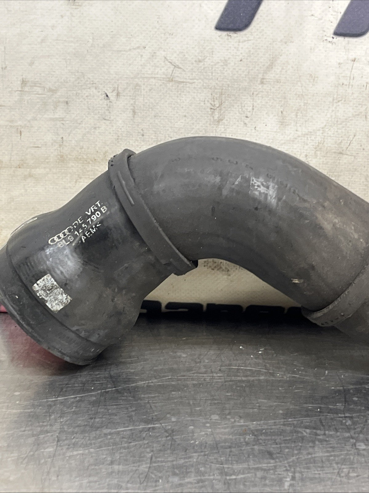 AUDI A3 TT SEAT LEON CUPRA R TOLEDO 1.8 INTERCOOLER  TURBO HOSE 8L9145790B