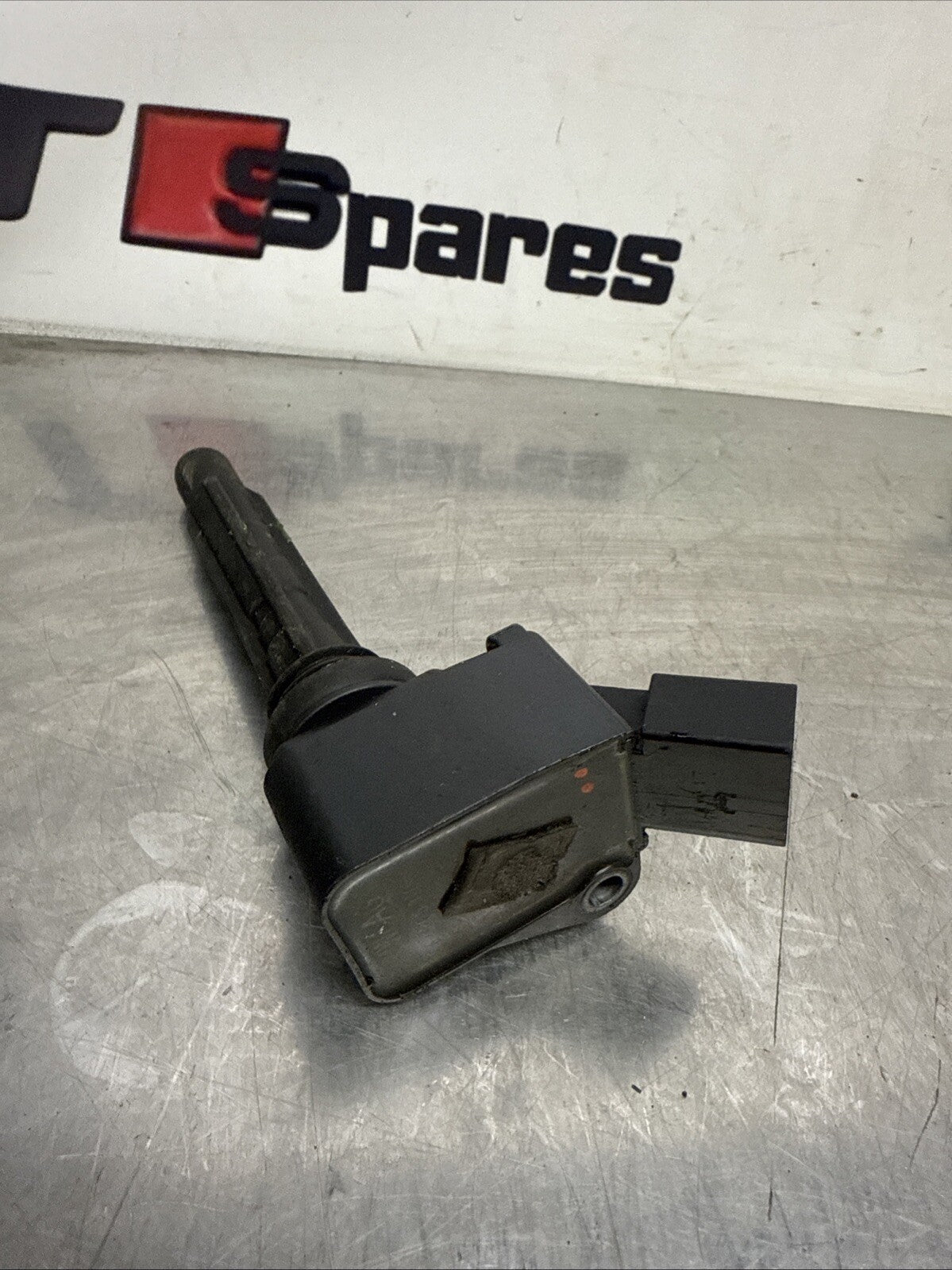 GENUINE VW GOLF R MK7 AUDI S3 8V 2.0 IGNITION COIL 06J905110K 06J 905