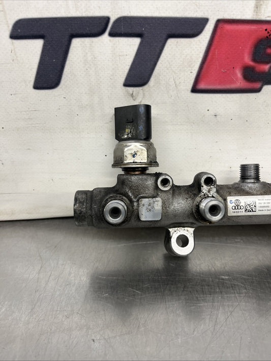 Audi A5 A6 Q7 3.0 Diesel 180kw Fuel Rail Distributor 059130089BT