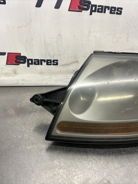 Audi mk1 TT 8N0941003BN N/S Front Xenon Headlight DAMAGED