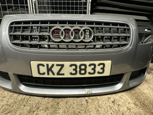 AUDI TT 8n mk1 3.2 V6 COMPLETE FRONT BUMPER + GRILLS WASHER JETS Avus Silver