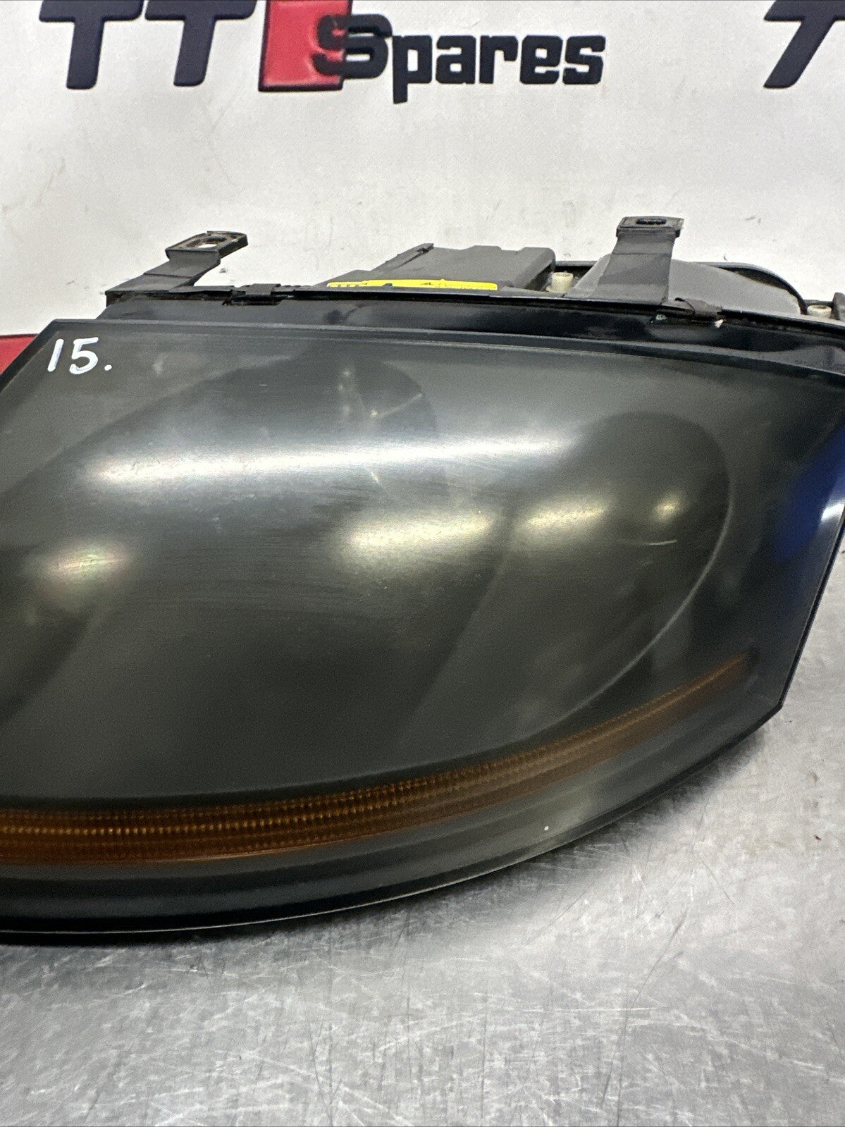8N0941003AH Genuine Audi TT Mk1 98-06 Passenger Side Headlight 