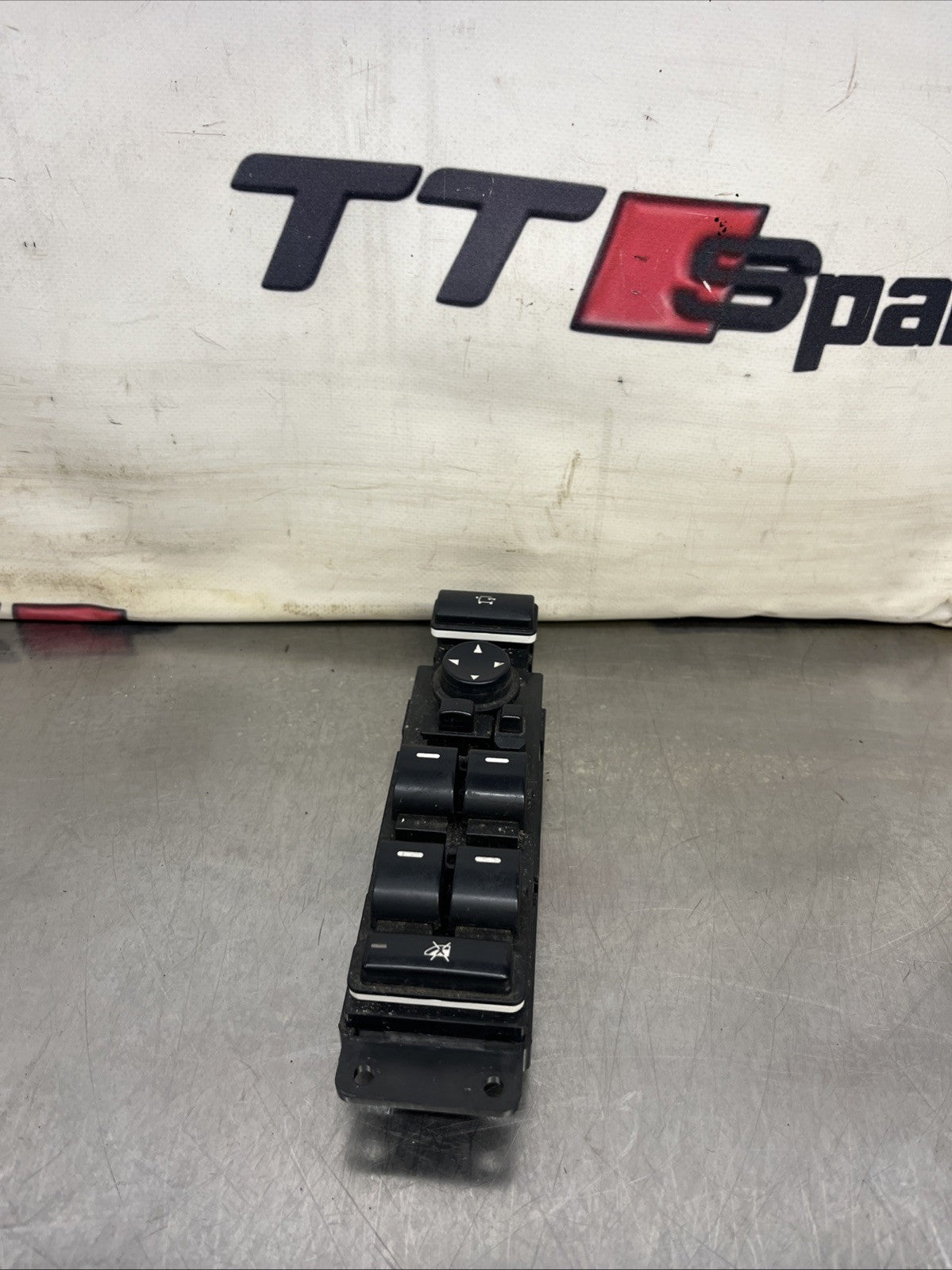 2011 RANGE ROVER L322 DRIVERS WINDOW SWITCH PACK. AH4214540CB Black