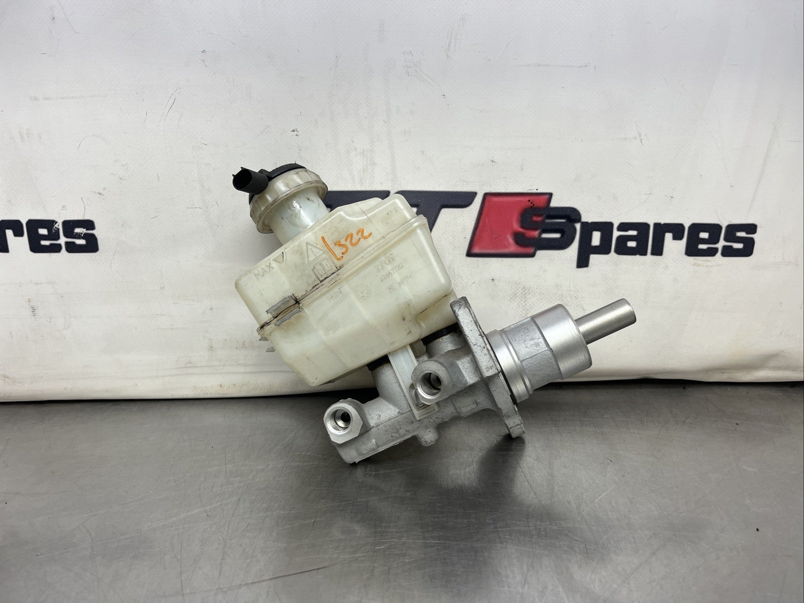 2011 RANGE ROVER L322 BRAKE MASTER CYLINDER FLUID RESERVOIR 32667722 PD06